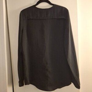 Wassio Women's Black Utility Long Sleeve Top with Zippered Pockets